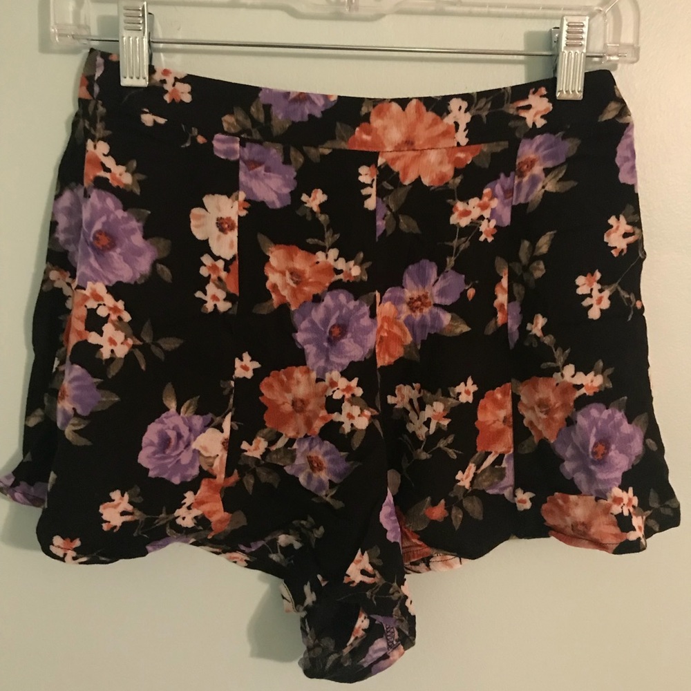 Forever 21 Flowy Floral Shorts